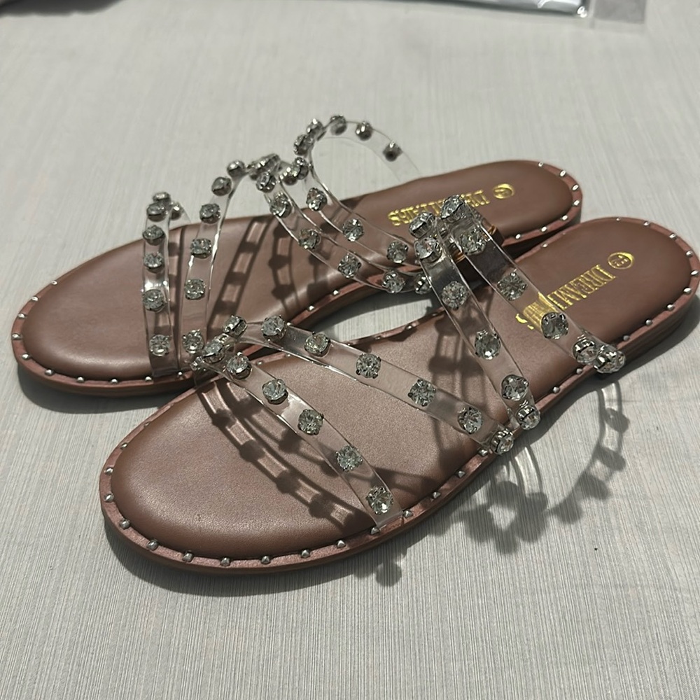 Women’s sandals